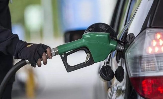 Benzin fiyatlarında indirim yapıldı