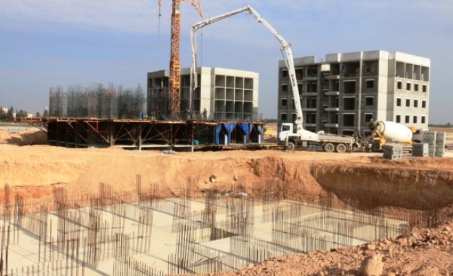 Akçakale'de TOKİ çalışmaları sürüyor