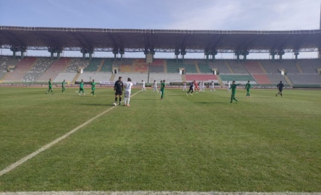 Şanlıurfaspor ilk yarının son maçında 1 puan aldı