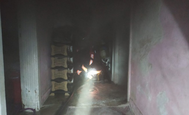 Urfa'da elektrik kontağından çıkan yangın korkuttu