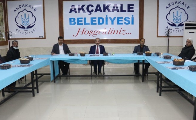 Yalçınkaya, Akçakale'deki gazetecilerle buluştu