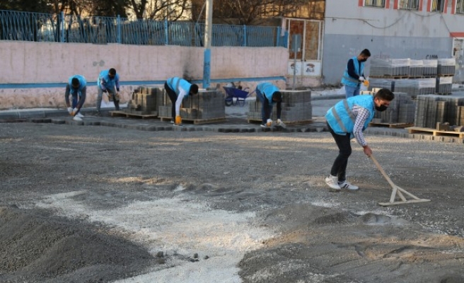 Haliliye'deki yol çalışmaları 10 noktada sürüyor