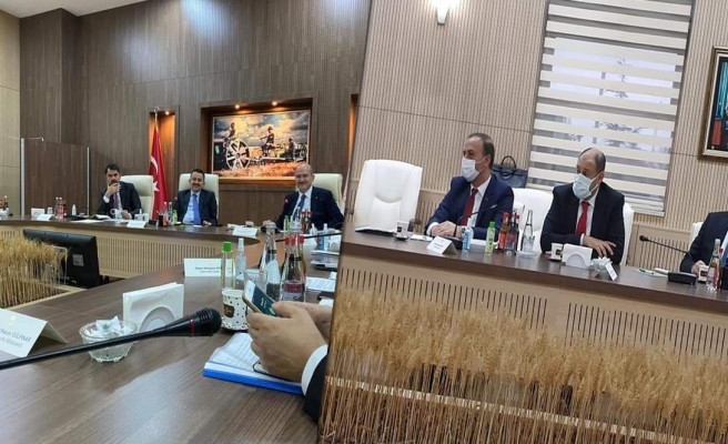 Urfa'nın önemli isimleri 3 Bakan ile göçerleri konuştu!