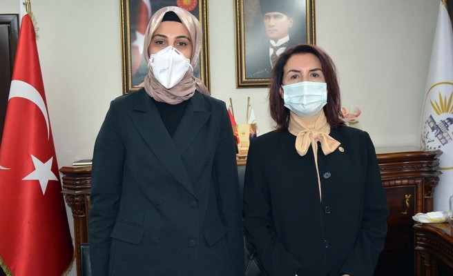 AK Partili Vekil, Ayşe Çakmak’ı ziyaret etti