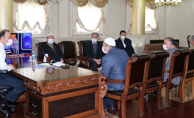 Vali Erin vatandaşların taleplerini dinledi