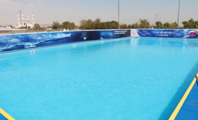 Akçakale’de portatif havuz kuruluyor