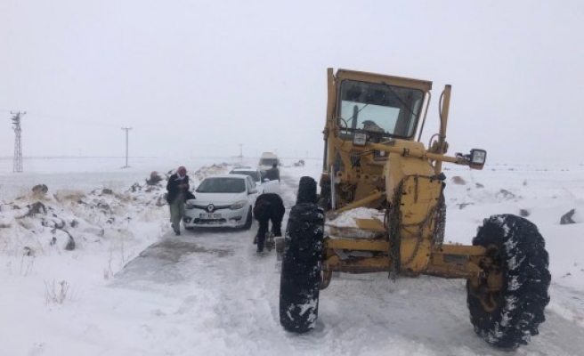 Urfa’da mahsur kalan vatandaşlar kurtarıldı