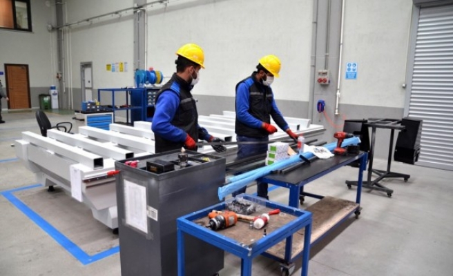 Bakan açıkladı: 869 bin kişi işe yerleştirildi