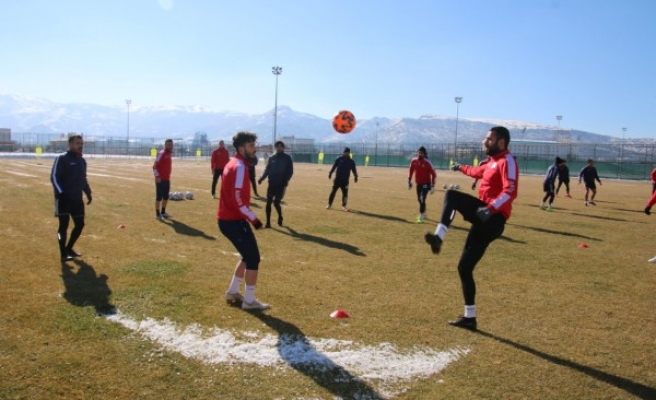 Şanlıurfaspor'dan -9 derecede antrenman