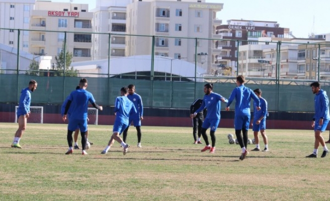Karaköprü Belediyespor ligin ikinci devresine hazırlanıyor