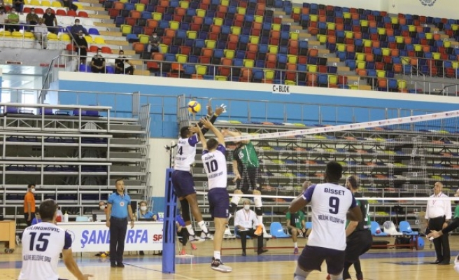 Haliliye Belediyespor kendi evinde mağlup oldu