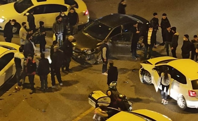 Şanlıurfa'da prestij caddesinde yine bir kaza!