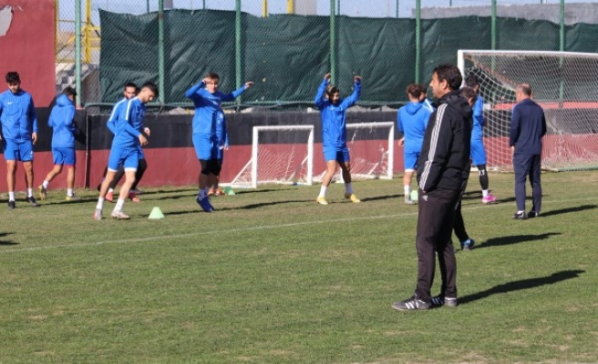 Karaköprü Belediyespor moral bulmak istiyor