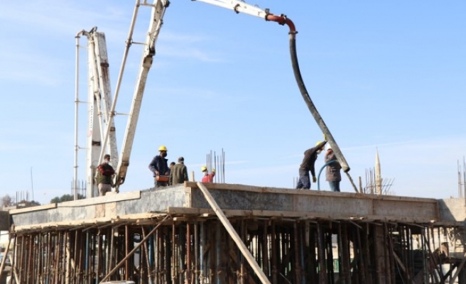 Bozova’da modern canlı hayvan pazarı yapılıyor