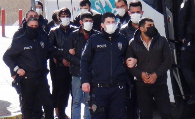 Şanlıurfa’da uyuşturucu operasyonu: 15 gözaltı