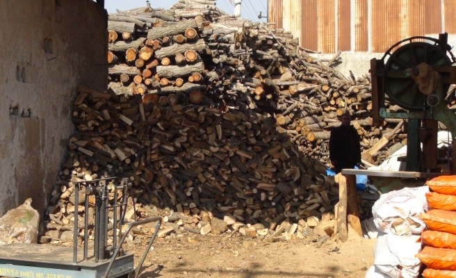Şanlıurfa’da odun satışı azaldı