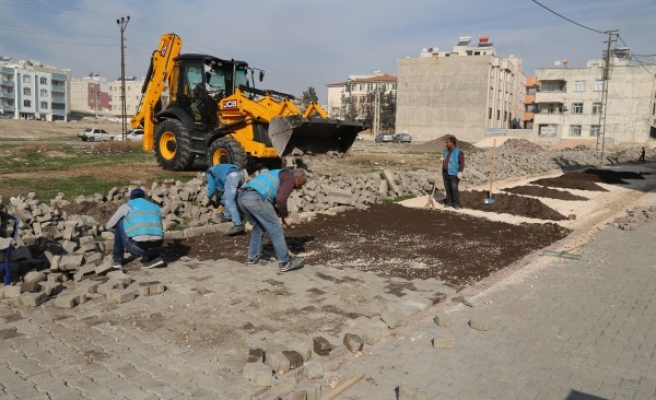 Haliliye’de 5 mahallede yol çalışması