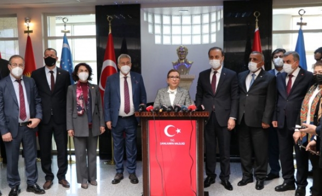 Bakan Pekcan, mutlu eden haberi Şanlıurfa’da aldı