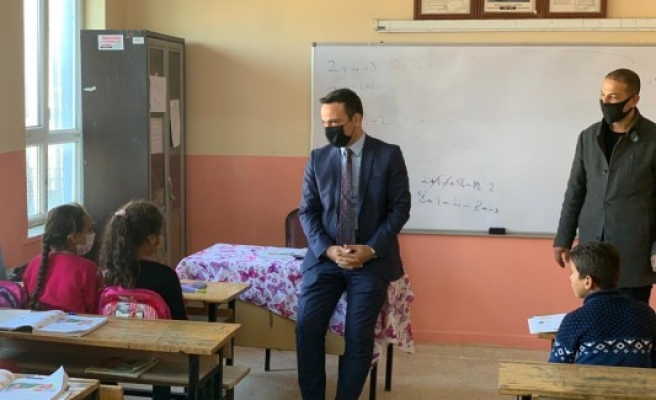 Kaymakam’dan öğretmenler için imalı mesaj!