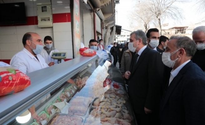 Beyazgül, esnaf ve vatandaşlarla bir araya geldi