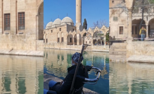 Şifa arayan genç kızın duygu dolu Balıklıgöl buluşması