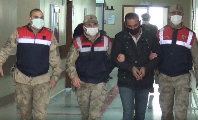 Jandarma aranan şüpheliyi yakaladı