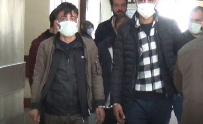 Şanlıurfa'da sokak satıcılarına operasyon: 8 gözaltı