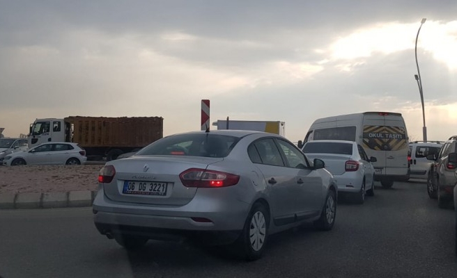 Şanlıurfa'da trafik yoğunluğu başladı