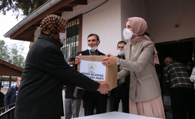 Çakmak, çölyak hastalarına destek verdi