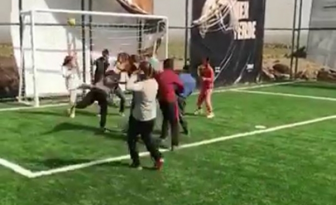 Bakan Kasapoğlu: Bu gole şapka çıkartılır