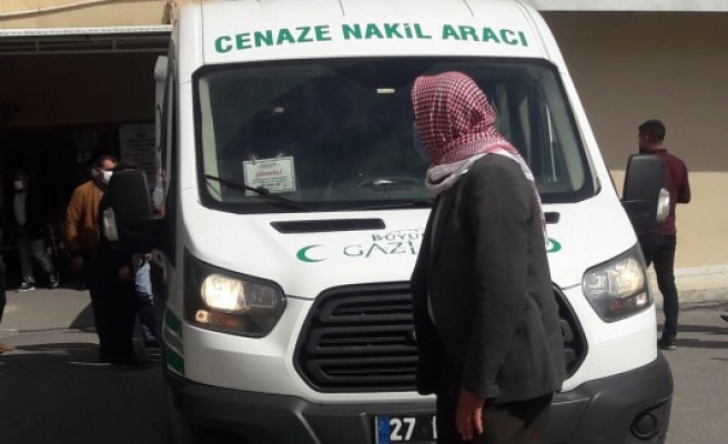 Akçakale yolunda trafik kazası: 1 ölü