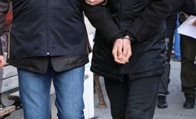 FETÖ operasyonunda 10 tutuklama (EK)