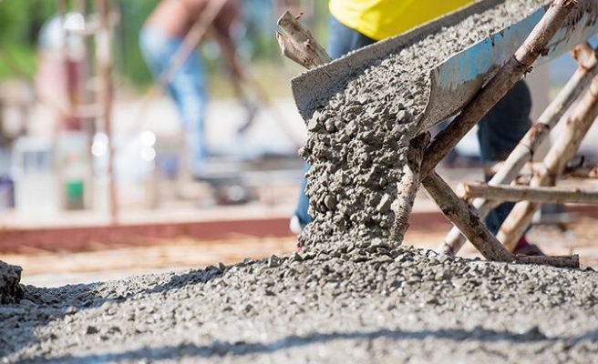 Müteahhitlerden beton zammına tepki