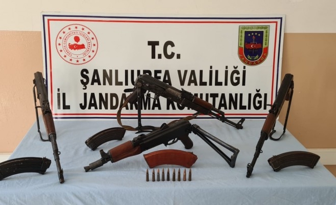 Şanlıurfa'da sulama borusundan uzun namlulu silahlar çıktı