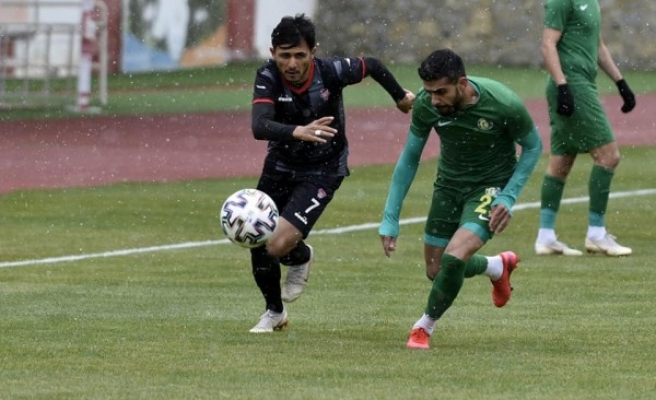 Urfaspor yenilgisinin faturası hocaya kesildi