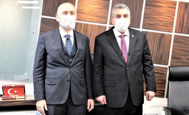 Karaismailoğlu Beyazgül'ü ziyaret etti