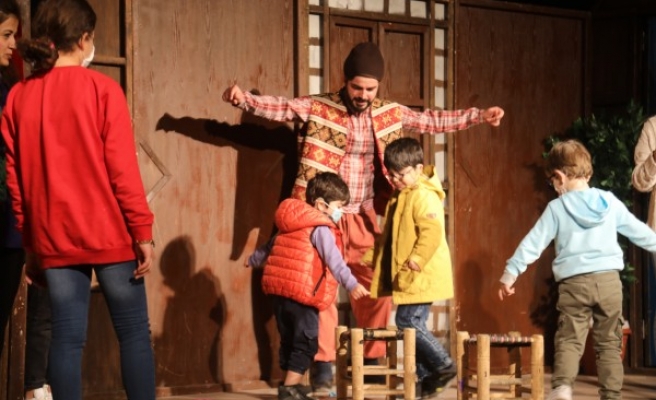 Dünya Tiyatro Günü’ne özel gösteri sergilendi