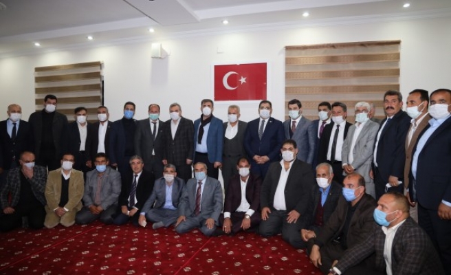 Beyazgül, bölge muhtarlarıyla konuştu