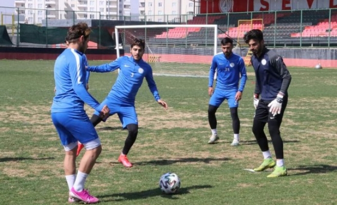 Karaköprü Modafen'i ağırlıyor