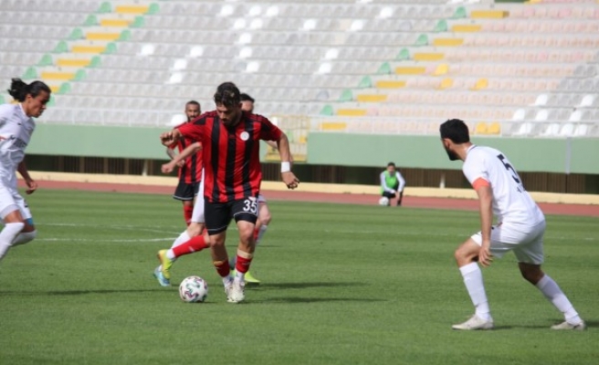 Karaköprü sahasında yine puan kaybetti