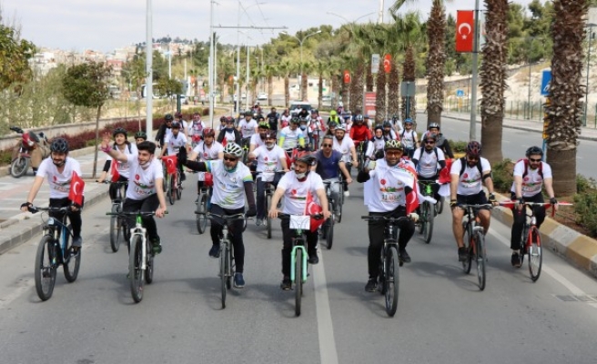 Şanlı kurtuluş için pedal çevirdiler