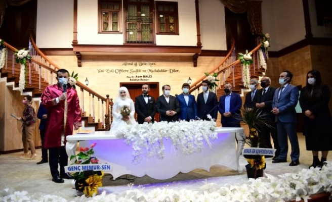 Engül ve Bülbül ailelerinin mutlu günü