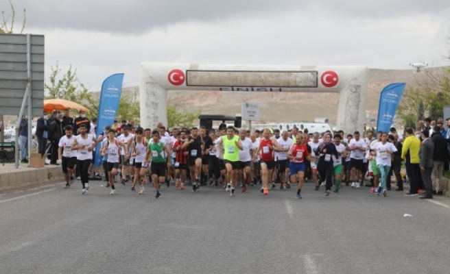 Şanlıurfa'da kurtuluş maratonu koşuldu