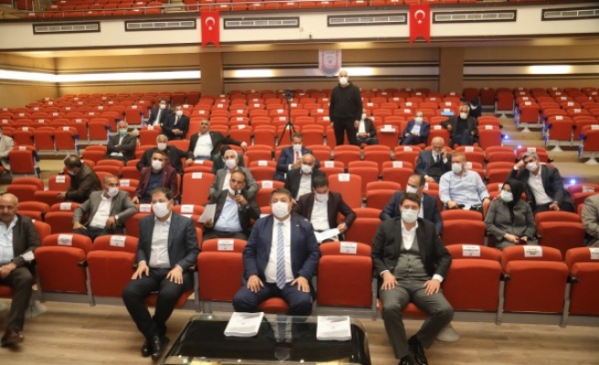 Büyükşehir Meclisinde gündem trambüs oldu