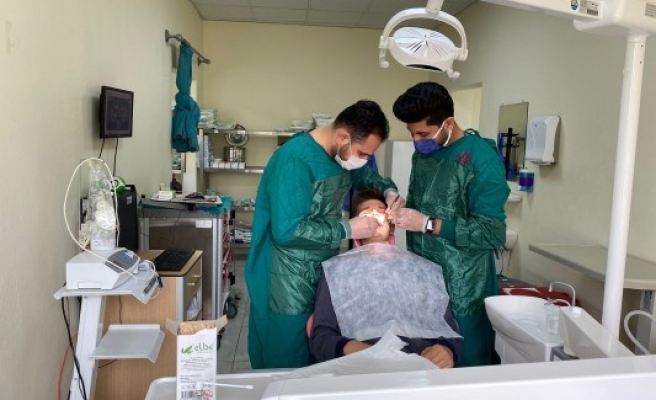 Diş Hekimliği Fakültesi hastalarını bekliyor