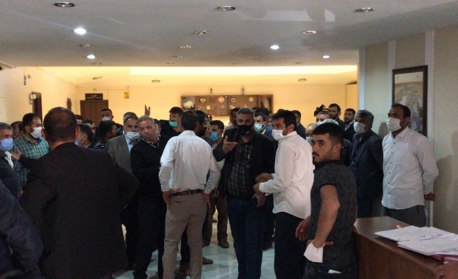 Şanlıurfa'da çiftçiler isyan etti!