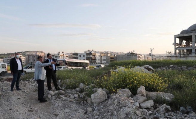 Haliliye'de Semt Pazarı ve Spor Kompleksi çalışmaları sürüyor