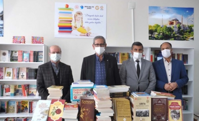 Kitap Kahve Projesine kitap desteği