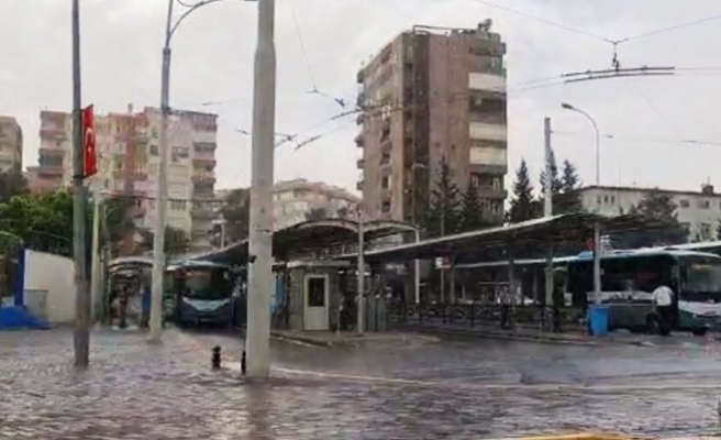 Şanlıurfa'da günler sonra yağmur yağdı