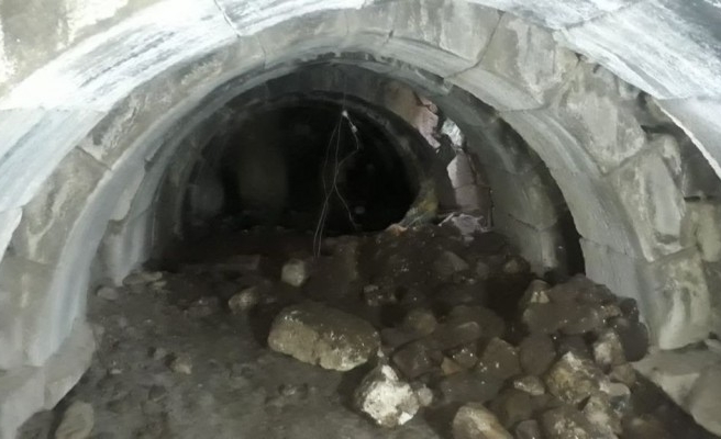 Roma dönemine ait zindan gün yüzüne çıktı